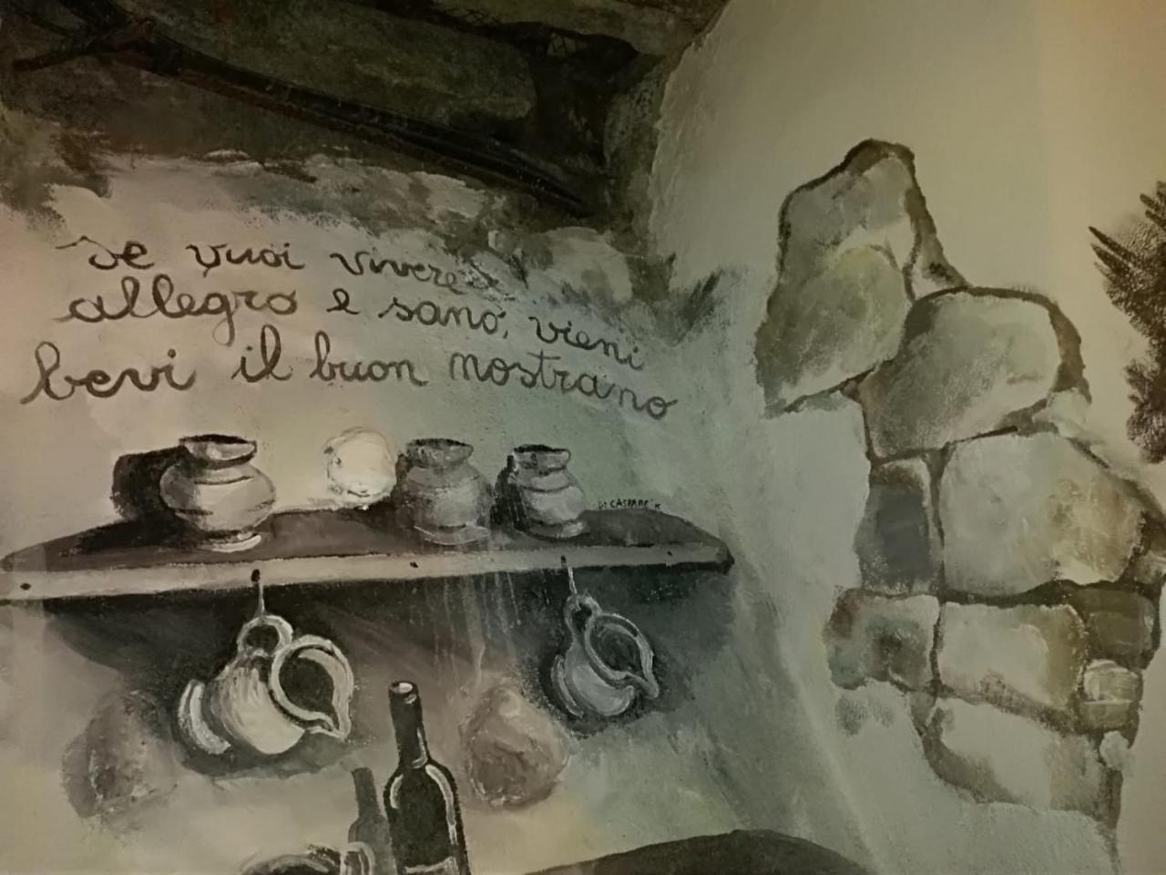 Hotel Della Posta Биаска Екстериор снимка